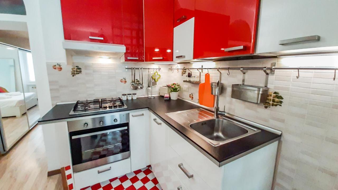 Altido Lovely 1-Br Flat With Easy Access To Centre Milán Exterior foto